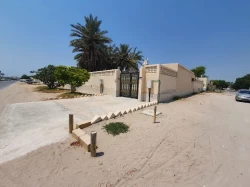 Traditional House For Sale in Umm Al Quwain Emirates