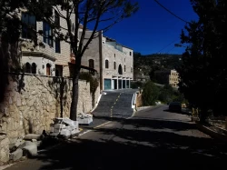 Buildings For Rent in Deir Al Qamar  »  Chouf  »  Mount Lebanon